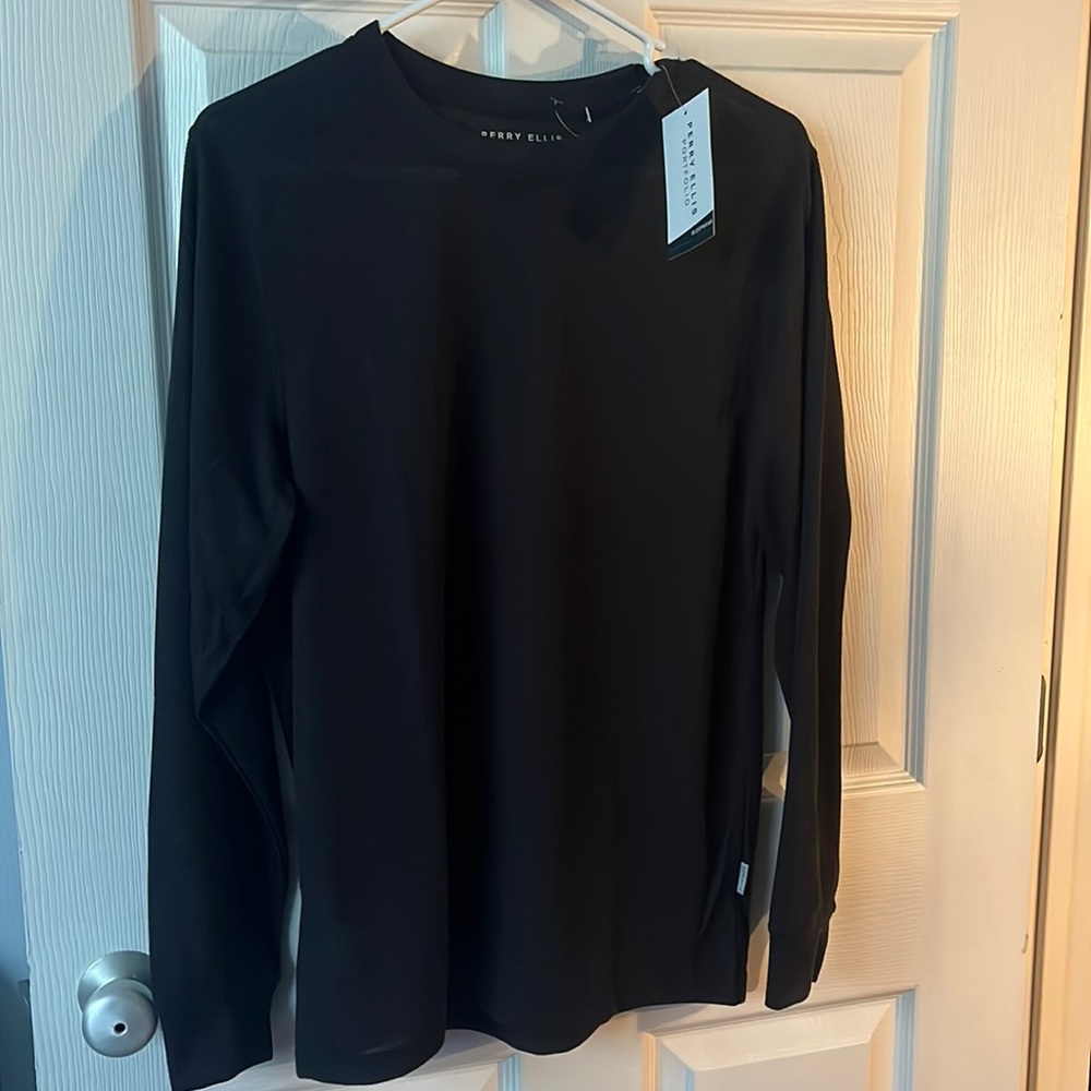 Perry Ellis Light Sweatshirt